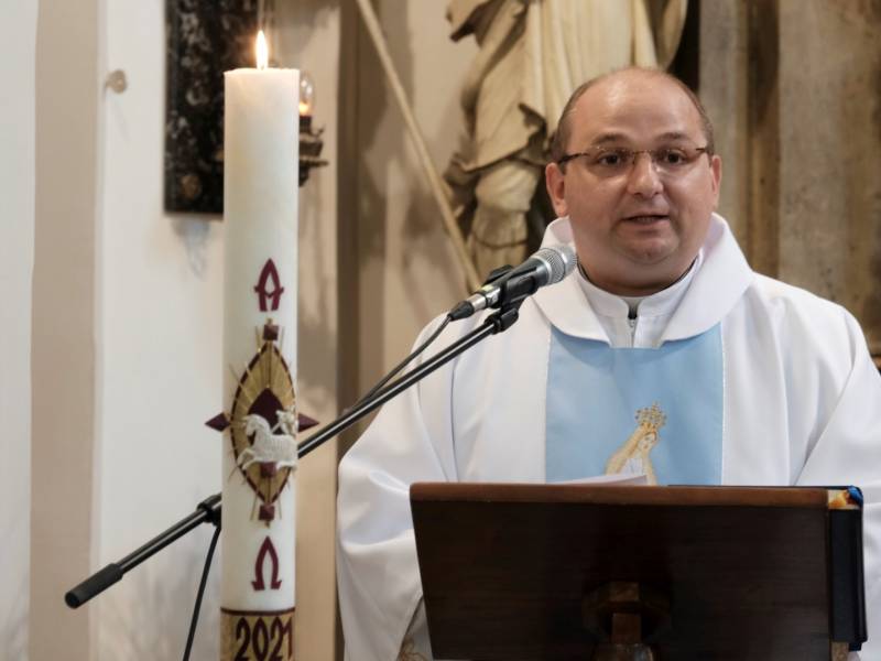 Engesztelő imanap (15).JPG